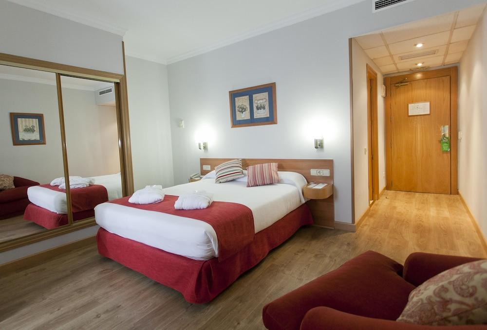 فندق مدريدفي  فندق أبارتو-سويتس مورالتو المظهر الخارجي الصورة