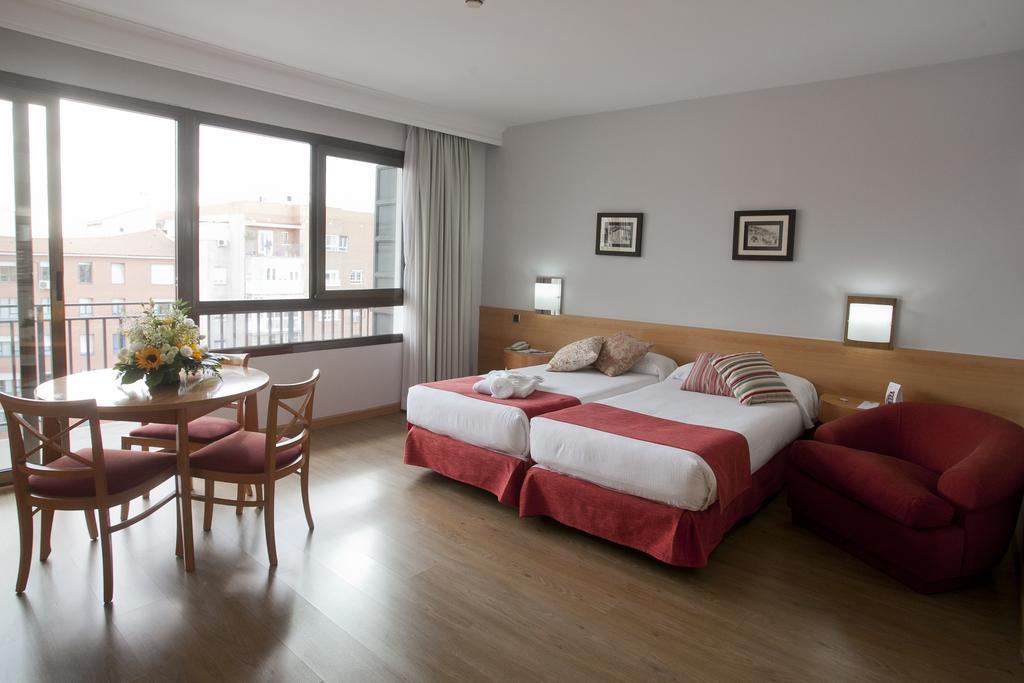 فندق مدريدفي  فندق أبارتو-سويتس مورالتو الغرفة الصورة